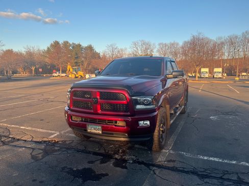 Used 2017 RAM 2500 Laramie w/ Sport Appearance Group image 4