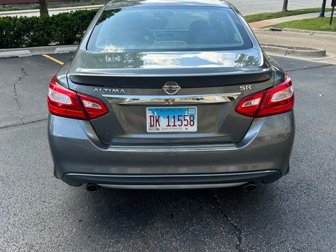 Used 2016 Nissan Altima 2.5 SR FWD image 5