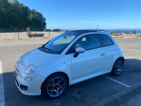 Used 2012 FIAT 500 Sport w/ Safety & Convenience Pkg FWD image 6