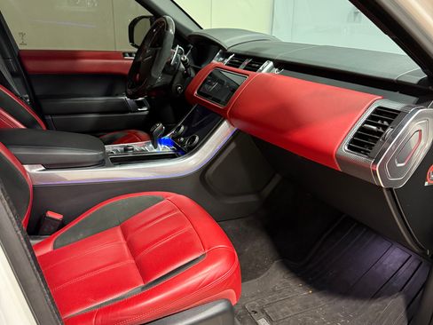 Used 2018 Land Rover Range Rover Sport Supercharged image 11