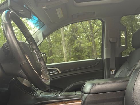 Used 2018 GMC Yukon XL Denali w/ Denali Ultimate Package AWD/4WD image 18