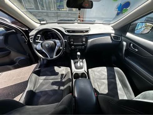 Used 2016 Nissan Rogue S AWD/4WD image 8