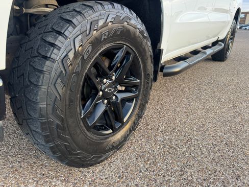 Used 2019 Chevrolet Silverado 1500 LT Trail Boss image 6