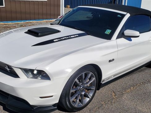 Used 2011 Ford Mustang GT Premium w/ Electronics Pkg image 4
