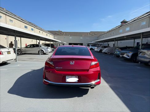 Used 2017 Honda Accord EX-L image 6