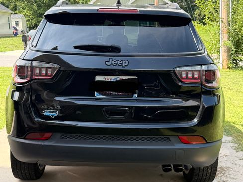 Used 2021 Jeep Compass Latitude AWD/4WD image 4