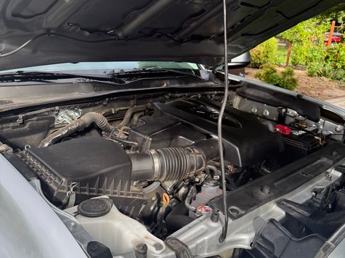 Used 2022 Toyota Tacoma SR AWD/4WD image 14