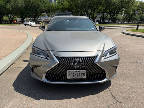 Used 2019 Lexus ES 350 image 5