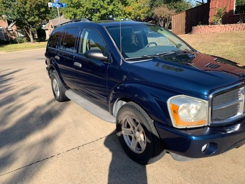 Used 2004 Dodge Durango SLT image 4