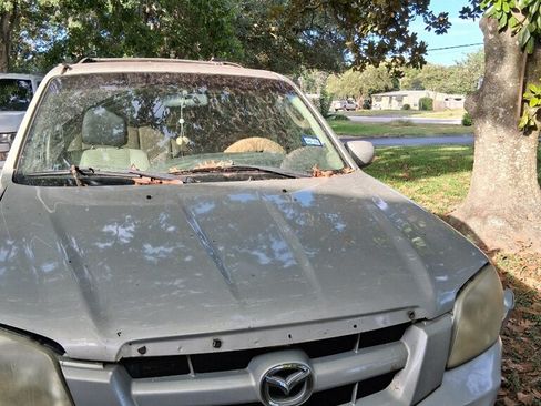 Used 2005 MAZDA Tribute s FWD image 2
