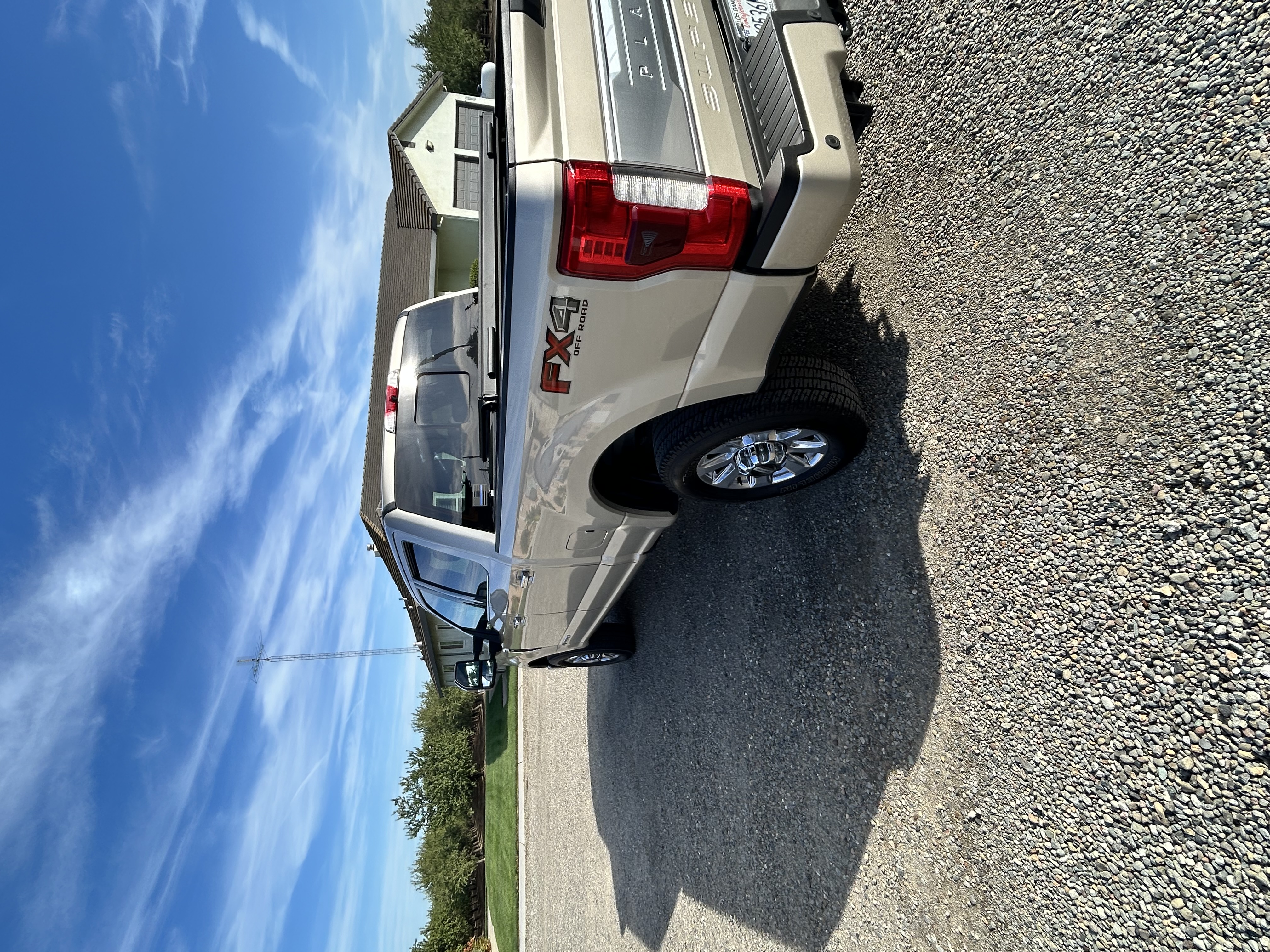 Used 2017 Ford F250 Platinum w/ Platinum Ultimate Package AWD/4WD image 8