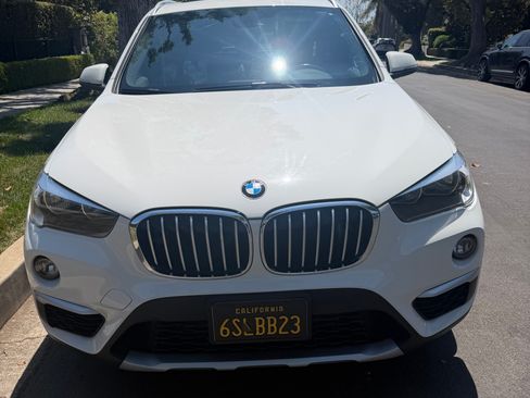Used 2018 BMW X1 sDrive28i FWD image 1
