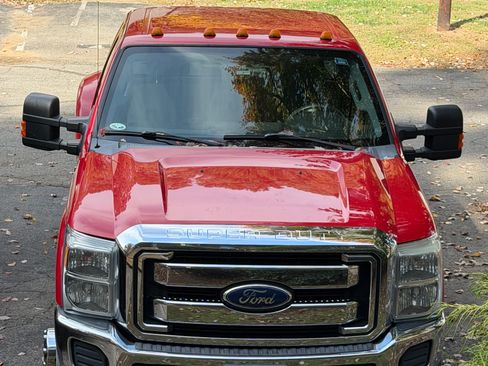 Used 2012 Ford F350 XLT w/ Camper Pkg image 13