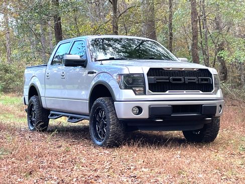 Used 2014 Ford F150 FX4 w/ Equipment Group 402A Luxury image 1