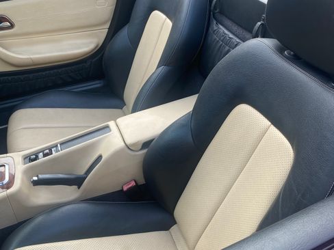 Used 2001 Mercedes-Benz SLK 320 image 13
