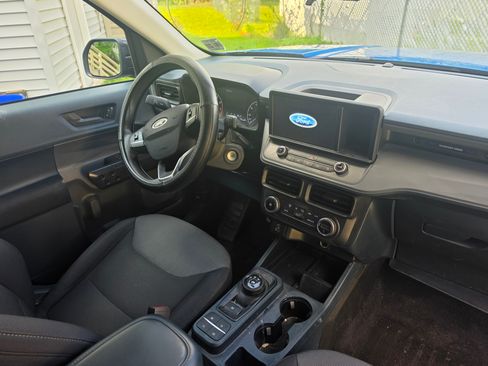 Used 2022 Ford Maverick XL FWD image 2