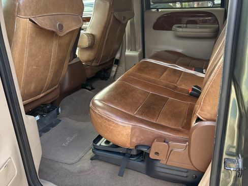 Used 2004 Ford F250 King Ranch image 11