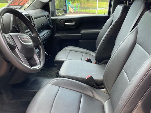 Used 2022 GMC Sierra 3500 Pro w/ Gooseneck/5TH Wheel Package image 12