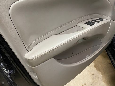 Used 2006 Buick Lucerne CXL w/ Luxury Package image 12