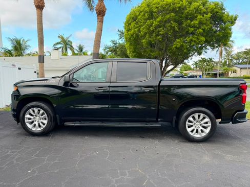 Used 2022 Chevrolet Silverado 1500 Custom RWD image 4