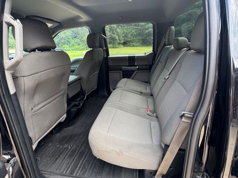 Used 2017 Ford F150 XLT w/ Max Trailer Tow Package image 5