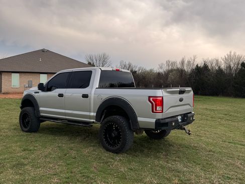 Used 2015 Ford F150 XLT w/ Equipment Group 301A Mid image 4