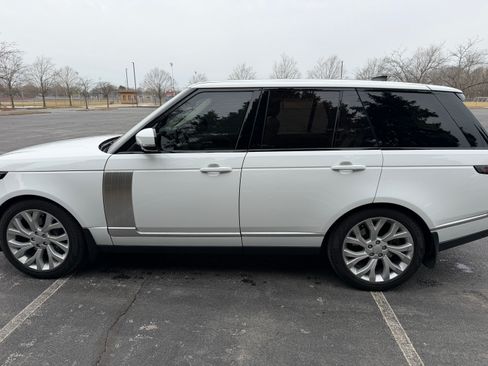 Used 2021 Land Rover Range Rover P525 Westminster Edition image 8