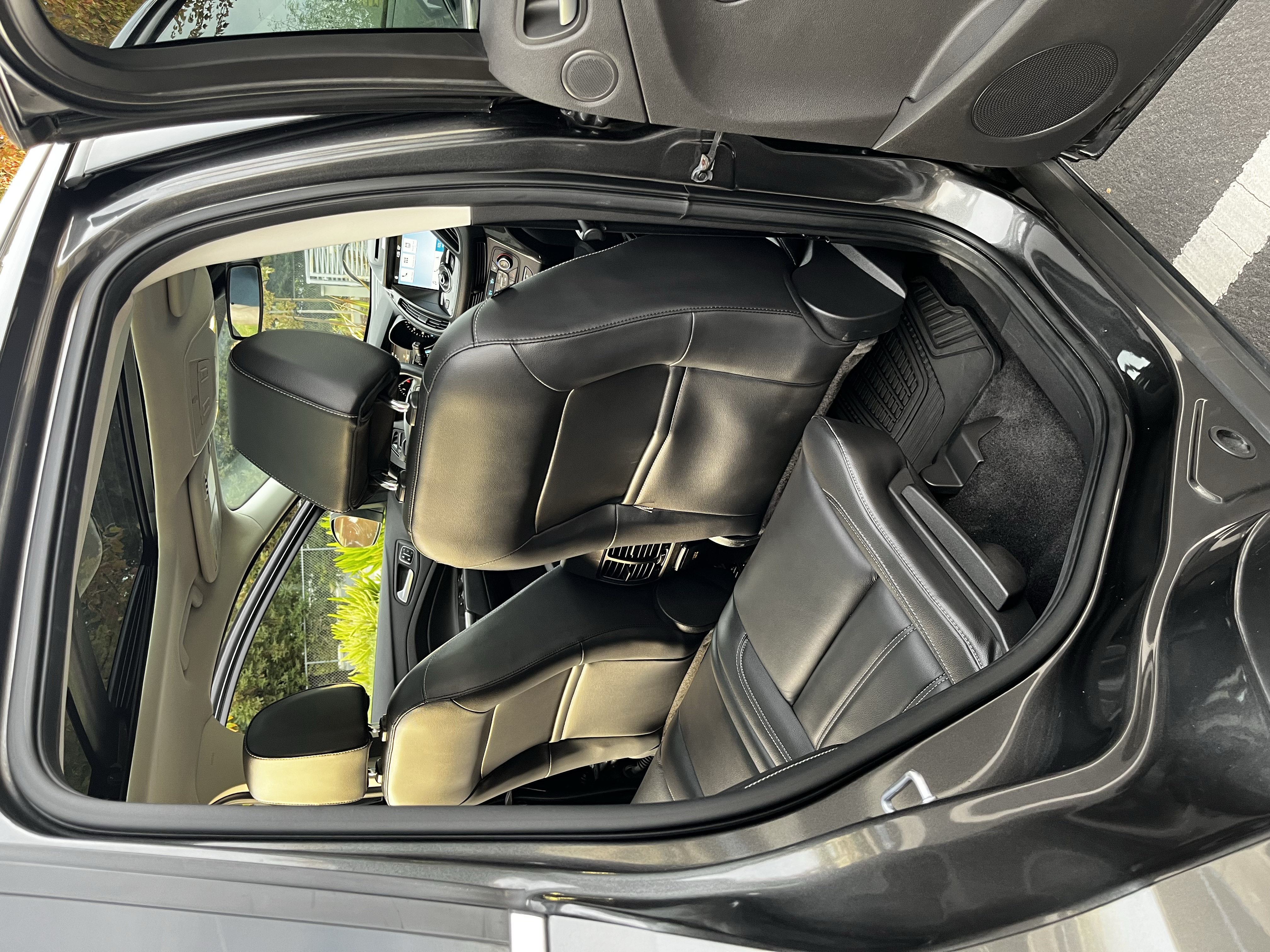 Used 2017 Ford Escape Titanium FWD image 21