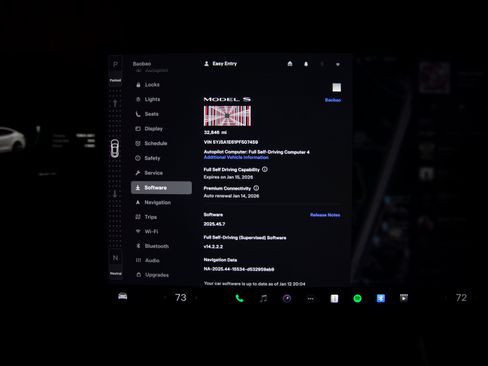 Used 2023 Tesla Model S Plaid image 5