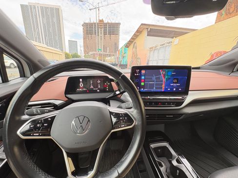 Used 2021 Volkswagen ID.4 Pro S w/ ID.4 Protection Package image 9