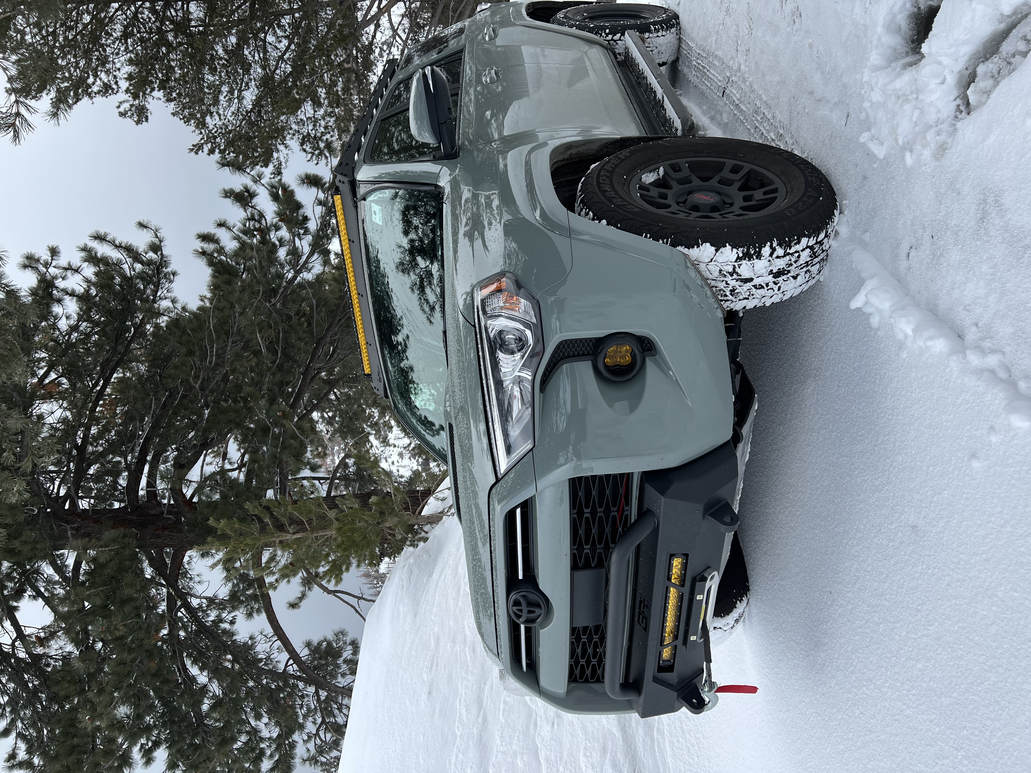 Used 2023 Toyota 4Runner TRD Off-Road Premium AWD/4WD image 6