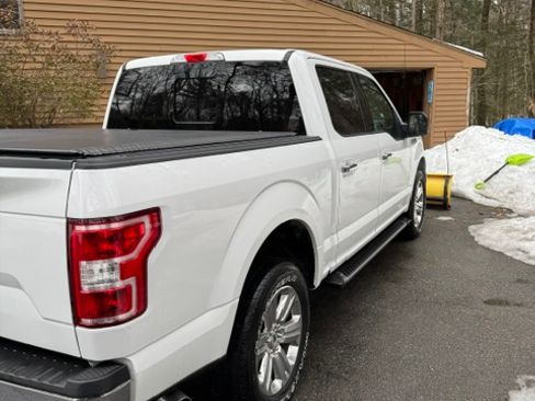 Used 2019 Ford F150 XLT w/ Equipment Group 302A Luxury AWD/4WD image 4
