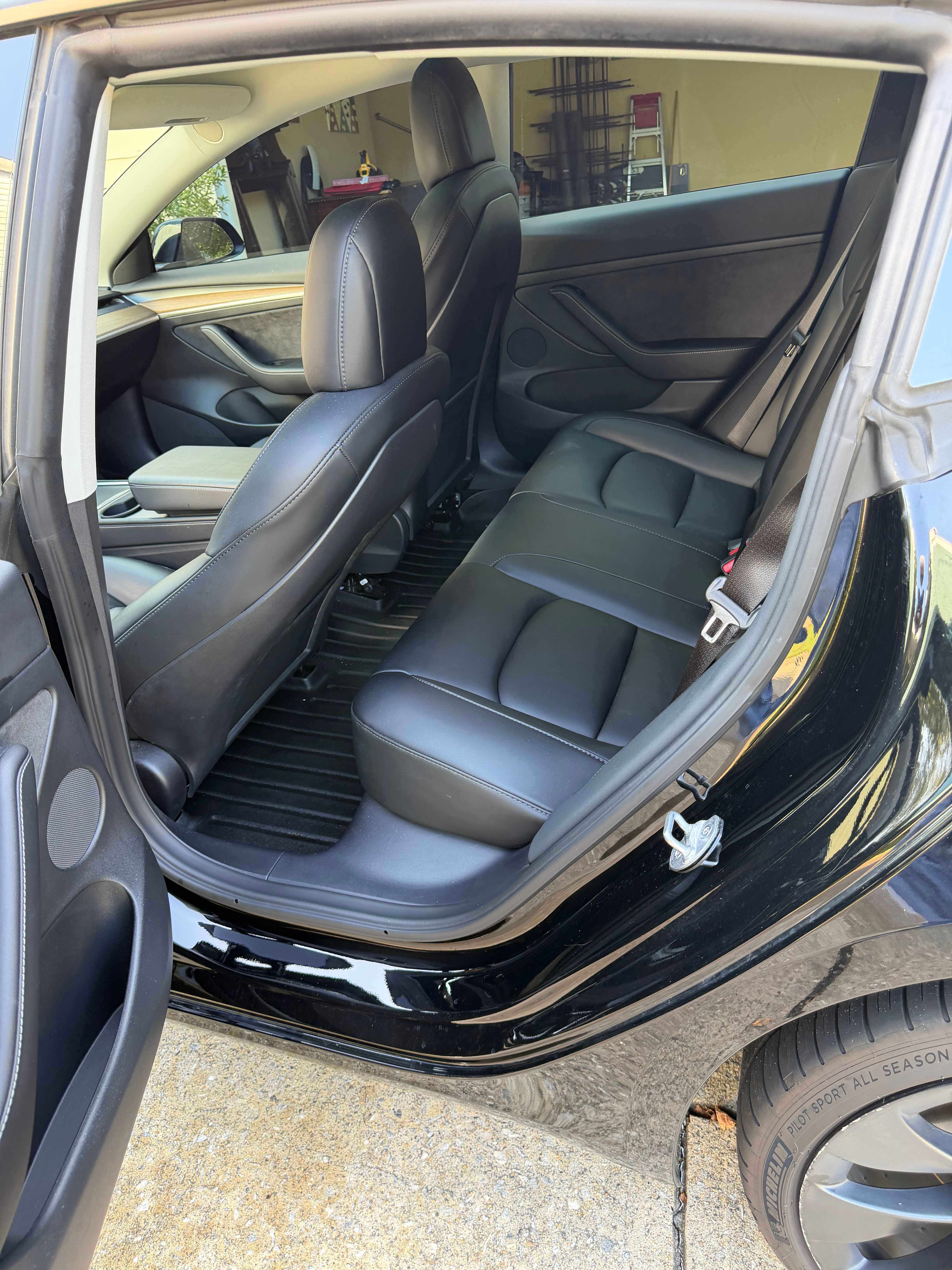 Used 2022 Tesla Model 3 Performance AWD/4WD image 13