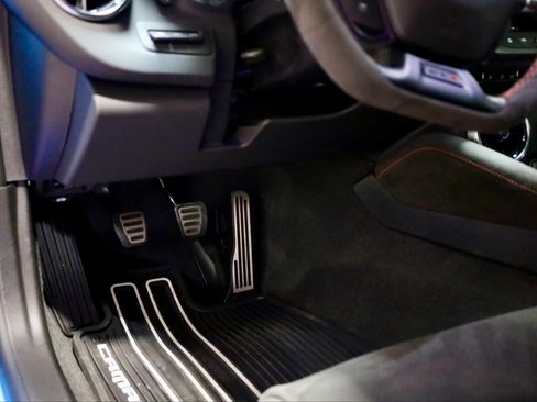 Used 2022 Chevrolet Camaro ZL1 image 21