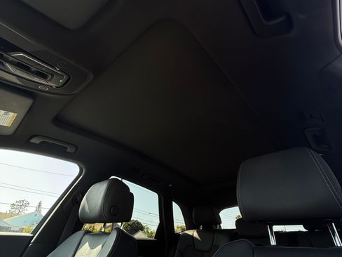 Used 2021 Audi Q5 e Premium Plus w/ Premium Plus Package AWD/4WD image 23