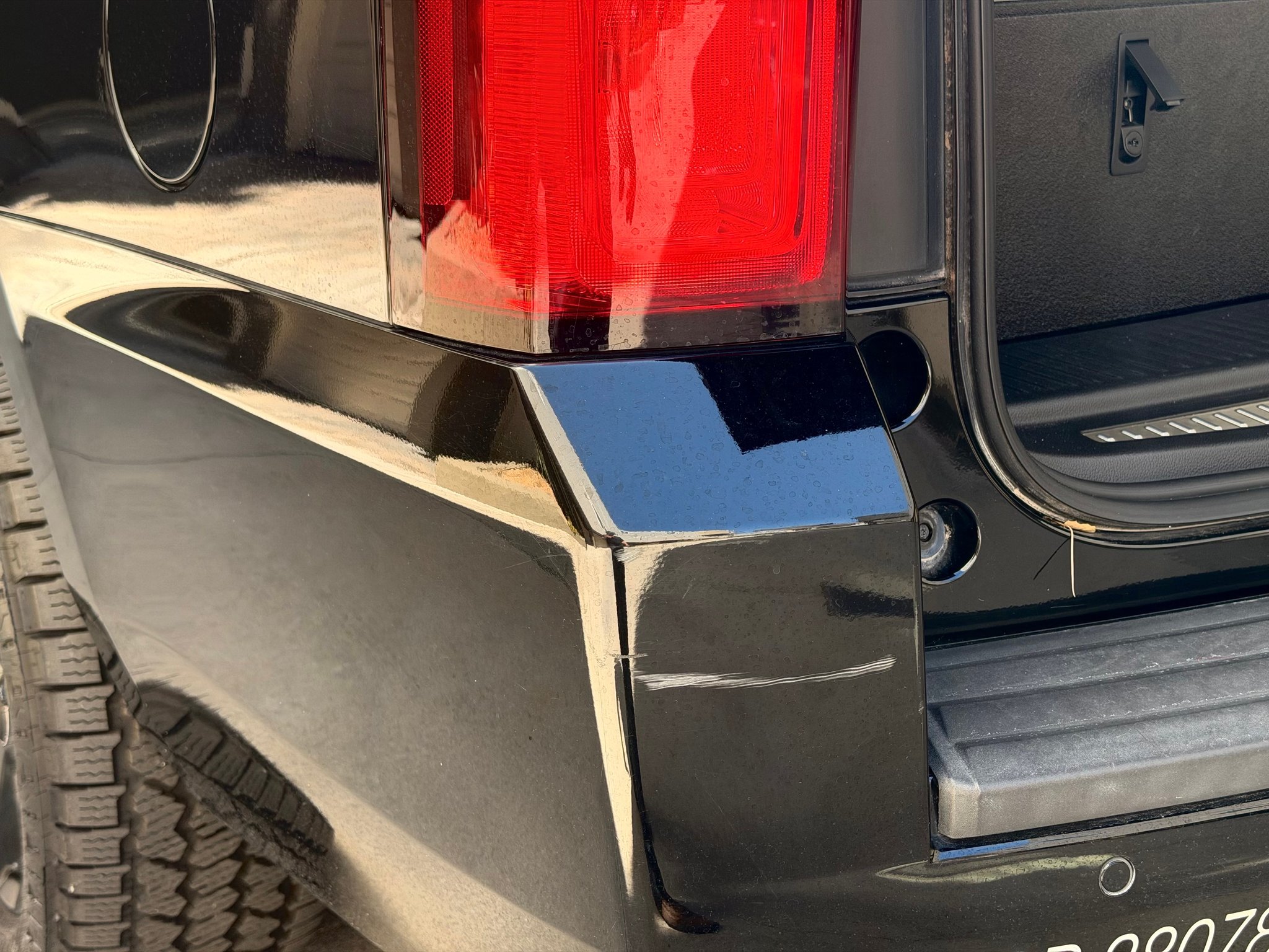 Used 2019 Chevrolet Suburban LT RWD image 31