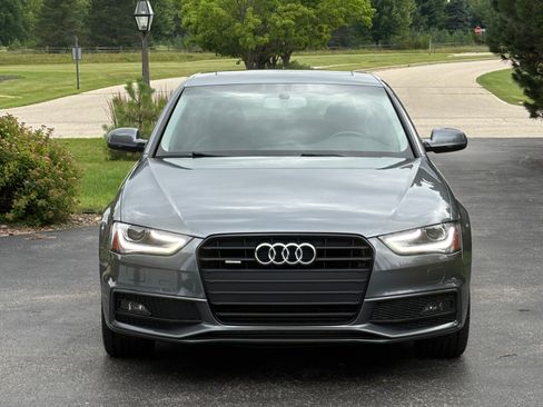 Used 2016 Audi A4 2.0T Premium image 11