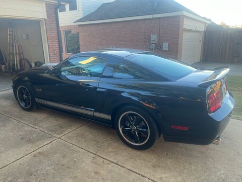 Used 2007 Ford Mustang GT Premium image 19