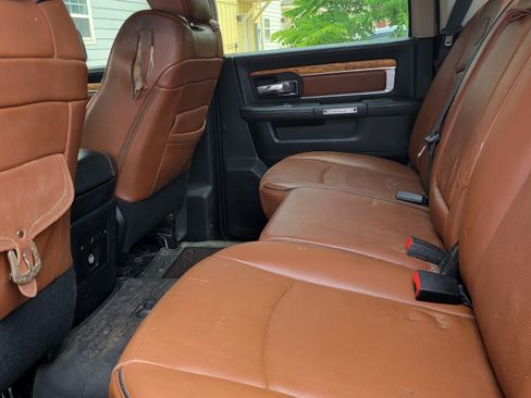 Used 2017 RAM 3500 Laramie Longhorn image 13