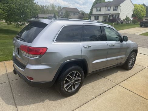Used 2018 Jeep Grand Cherokee Limited w/ Luxury Group II AWD/4WD image 5