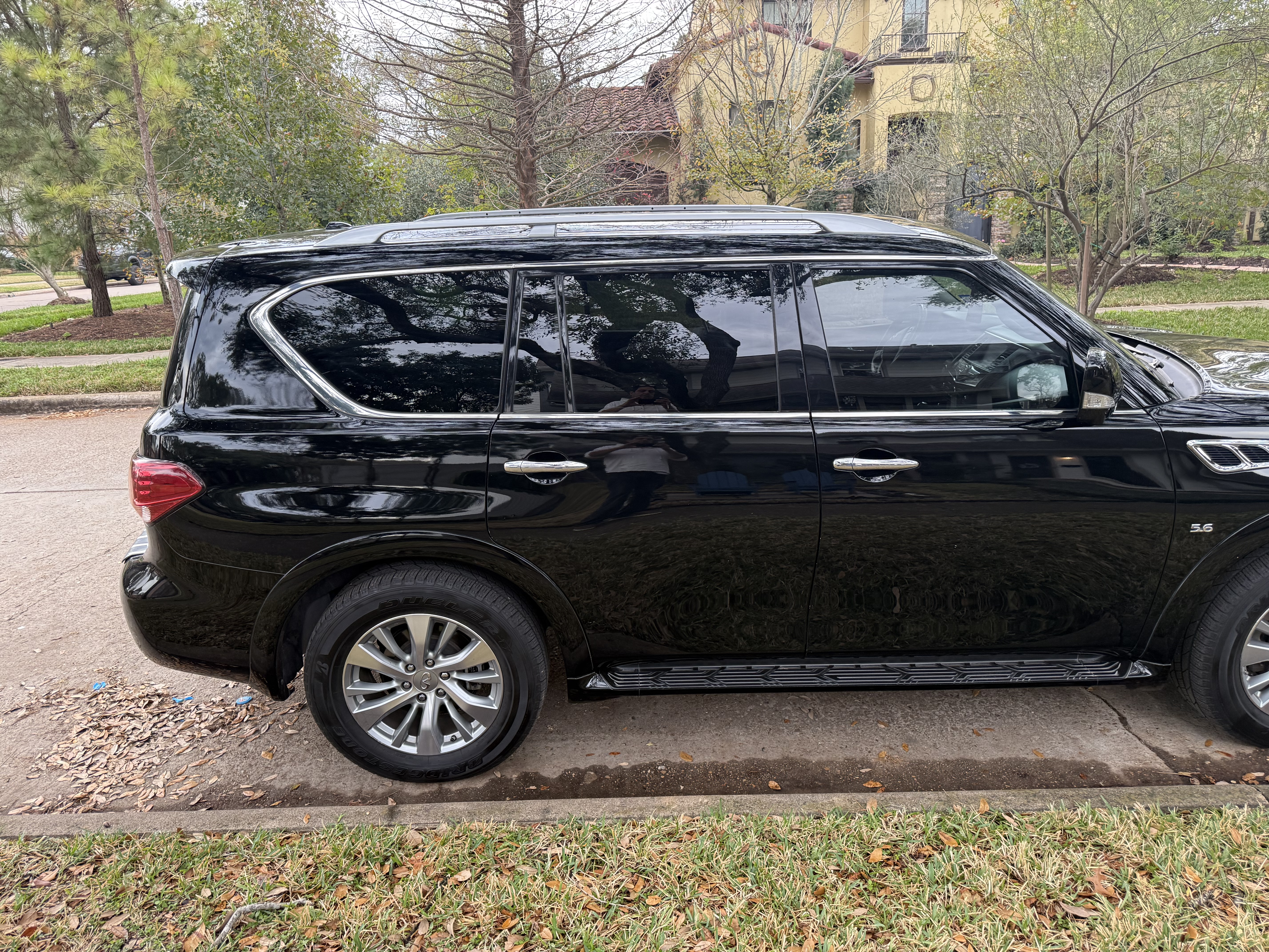 Used 2017 INFINITI QX80 2WD image 6