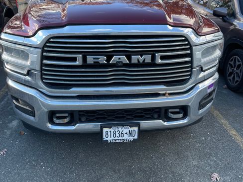 Used 2019 RAM 2500 Laramie image 6