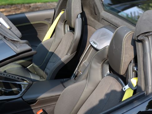 Used 2023 Chevrolet Corvette Z06 w/ Stealth Interior Trim Package RWD image 6