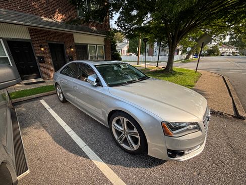 Used 2014 Audi S8 w/ Driver Assistance Package AWD/4WD image 1