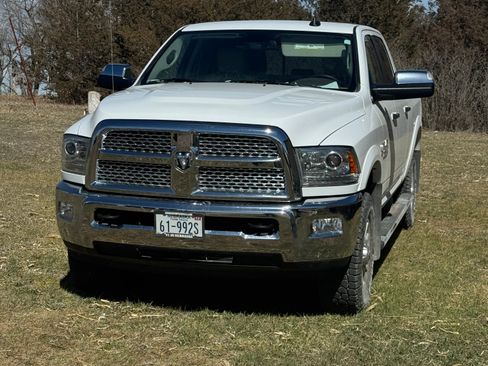 Used 2015 RAM 2500 Laramie AWD/4WD image 12