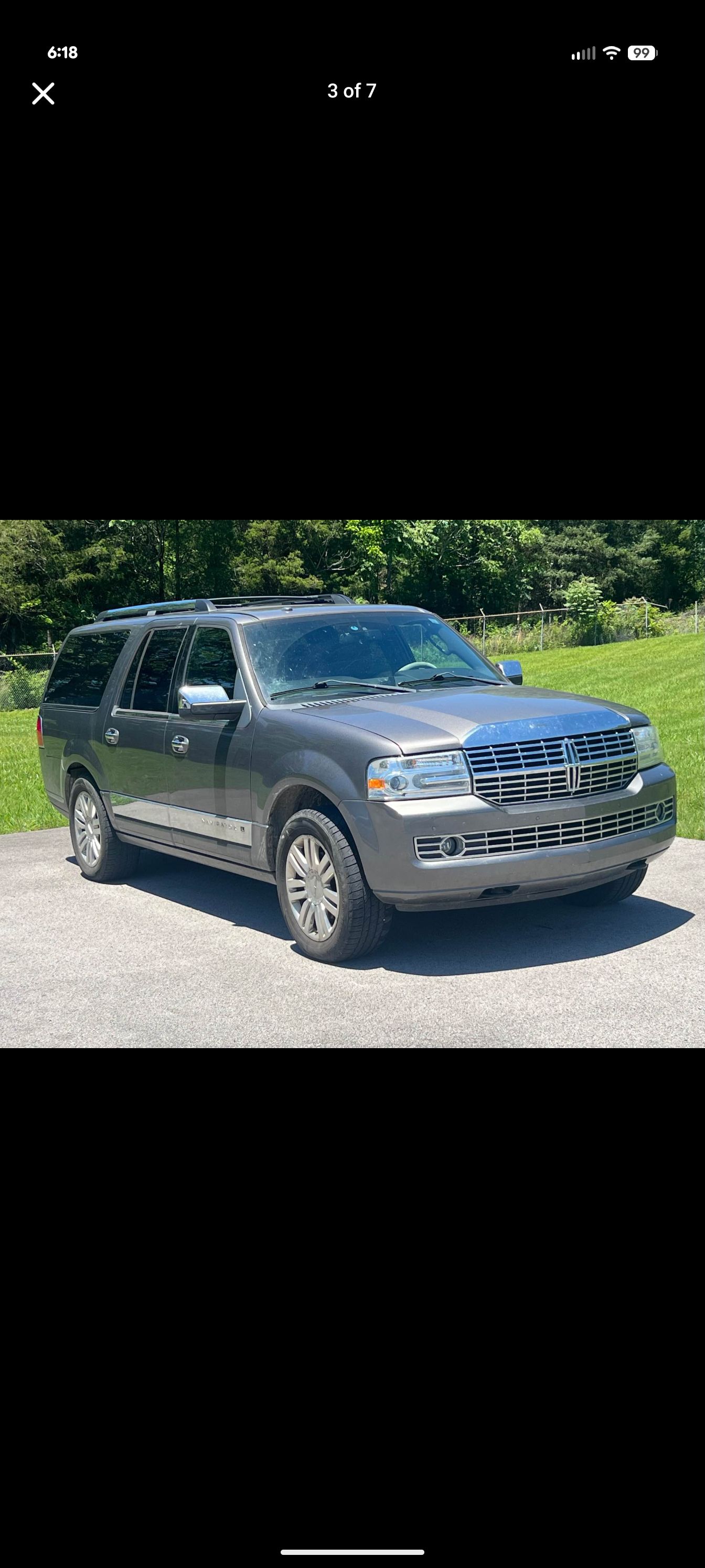 Used 2014 Lincoln Navigator L 4WD image 1