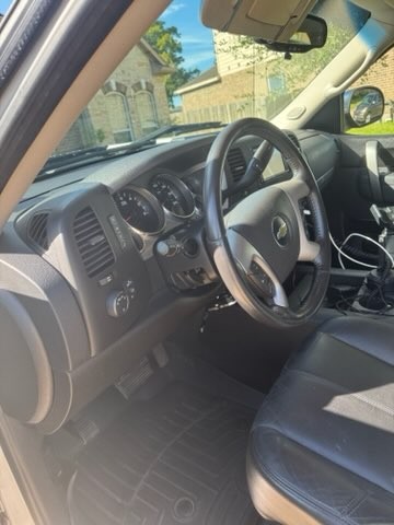 Used 2011 Chevrolet Silverado 1500 LT w/ All-Star Edition AWD/4WD image 10