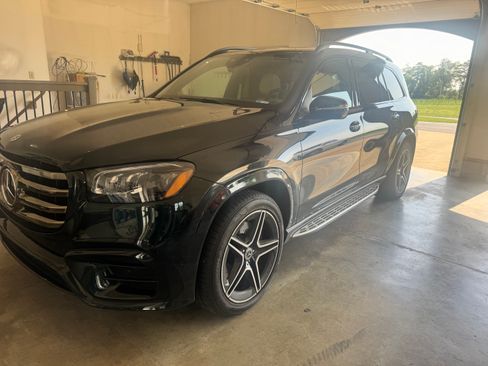 Used 2024 Mercedes-Benz GLS 450 4MATIC image 12
