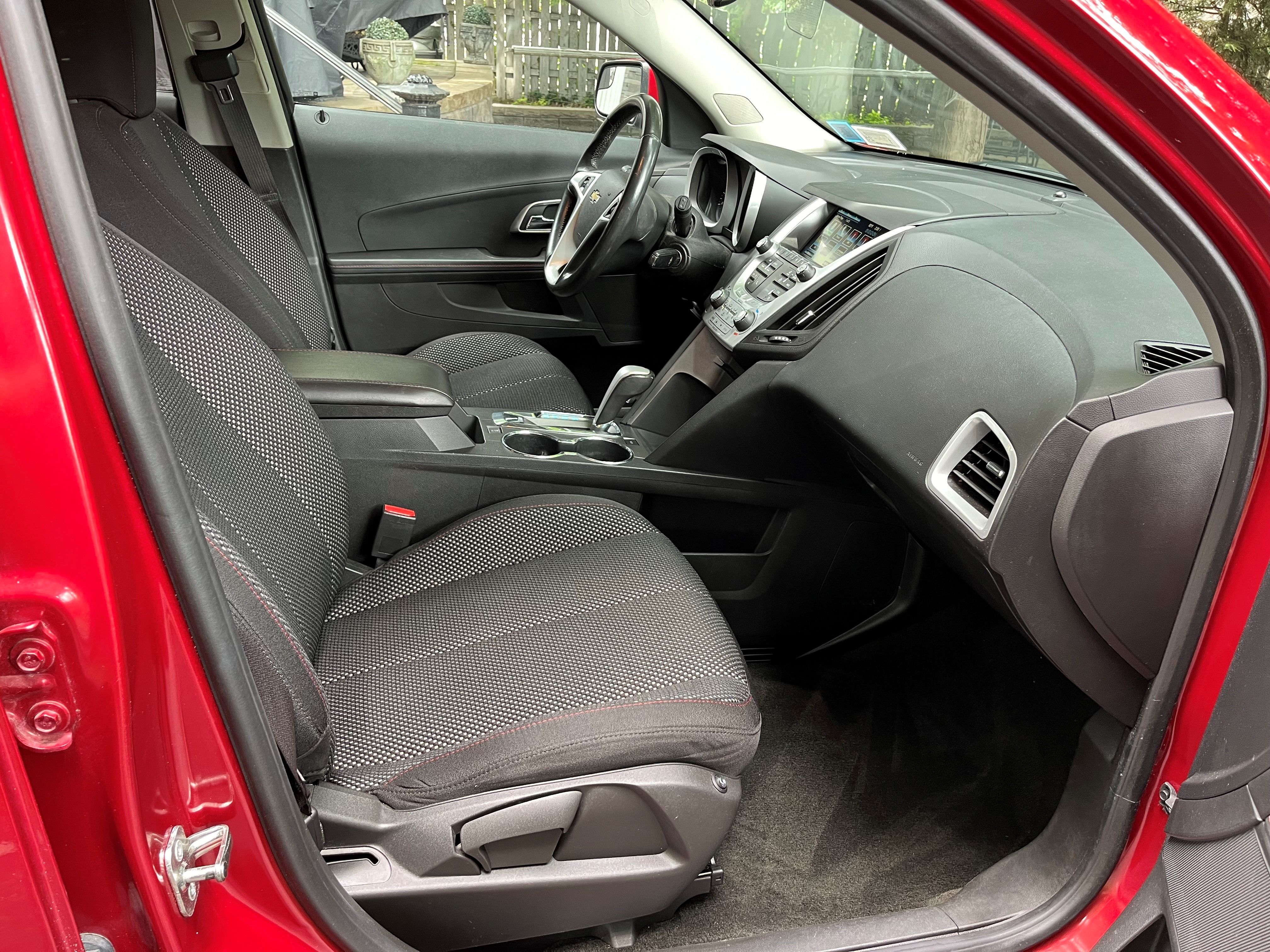 Used 2014 Chevrolet Equinox LT w/ Driver Convenience Package AWD/4WD image 23