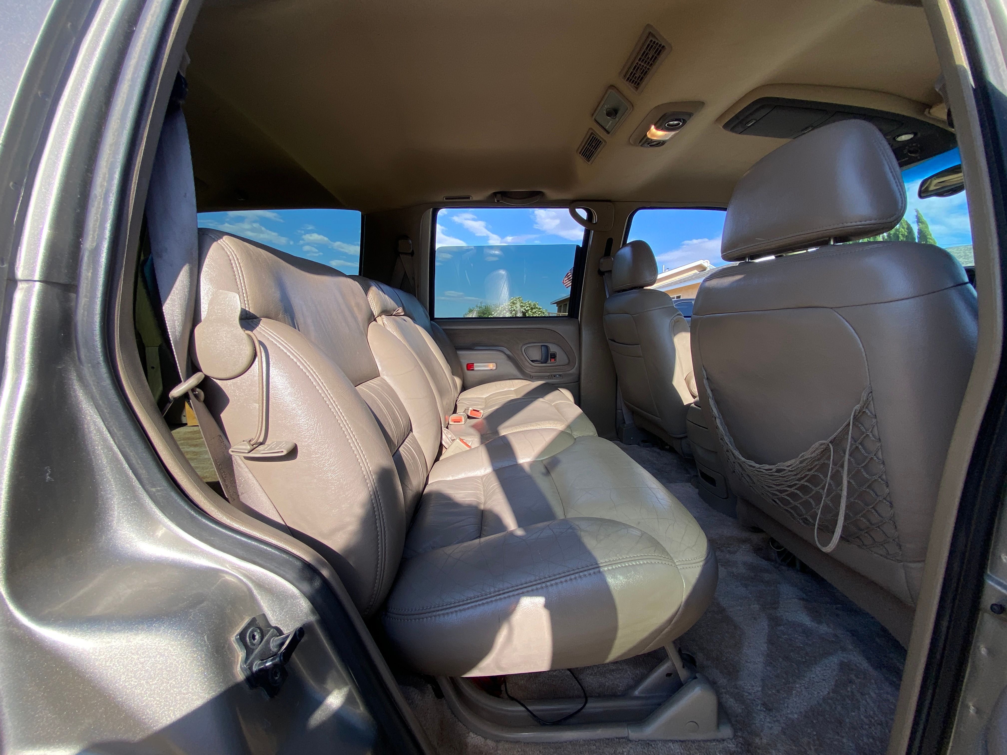 Used 1999 Chevrolet Tahoe 2WD w/ Comfort & Security Pkg image 6